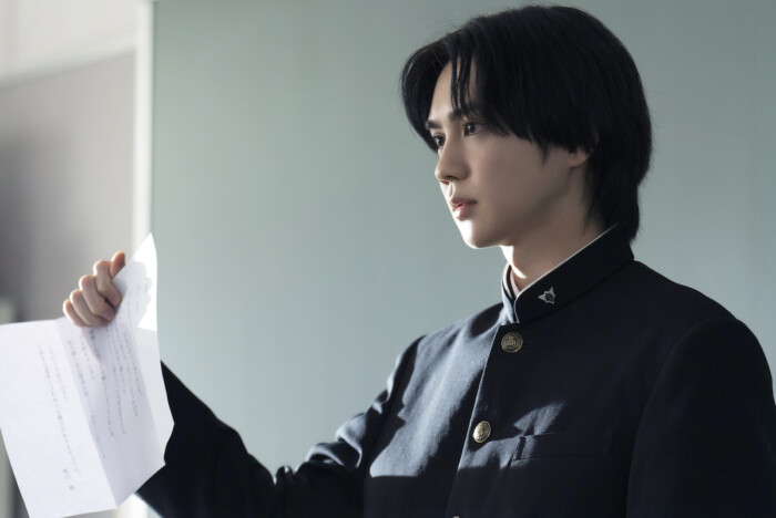 宮世琉弥、髙石あかりらクラスメイトの姿も　吉野北人主演『遺書、公開。』新場面写真公開