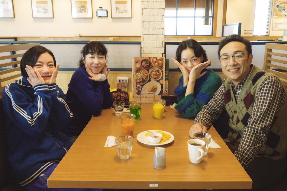 市川実日子　午前、午後。 【初版】 市川実日子 午前、午後。 【初版】 午前、午後。 | 市川 実日子 |本