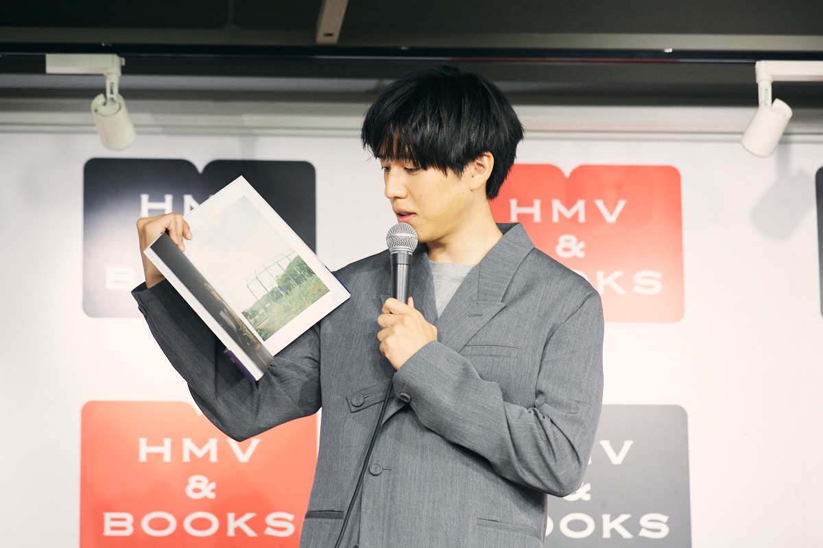 坂東龍汰、1st写真集記者会見レポートの画像