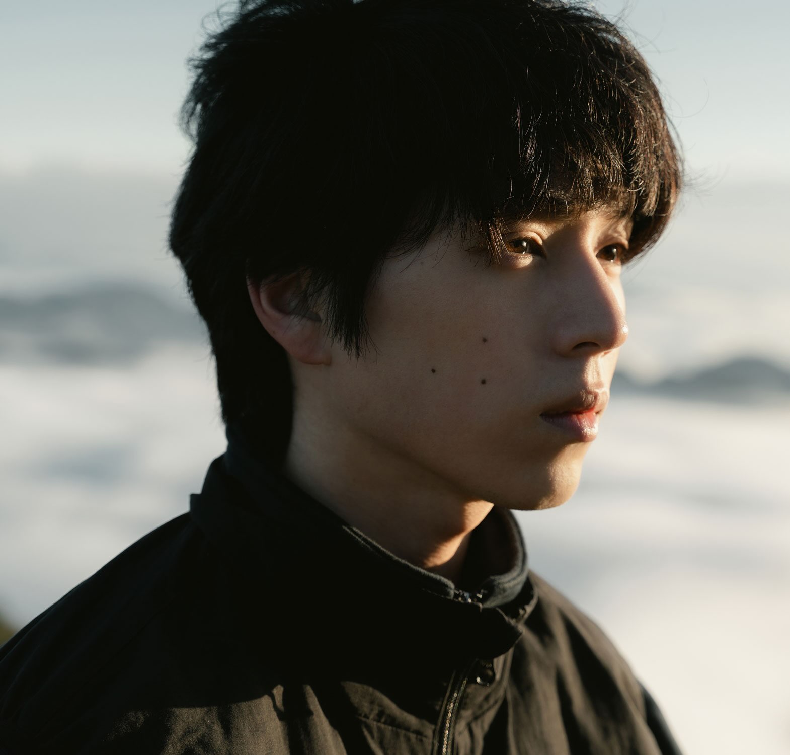 坂東龍汰、1st写真集記者会見レポートの画像