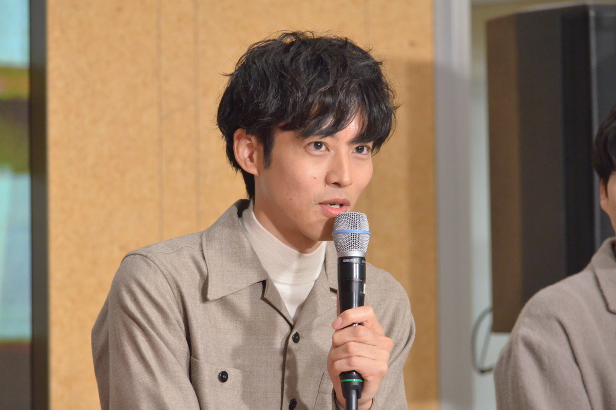 星野源、野木亜紀子の“眼差し”を絶賛の画像