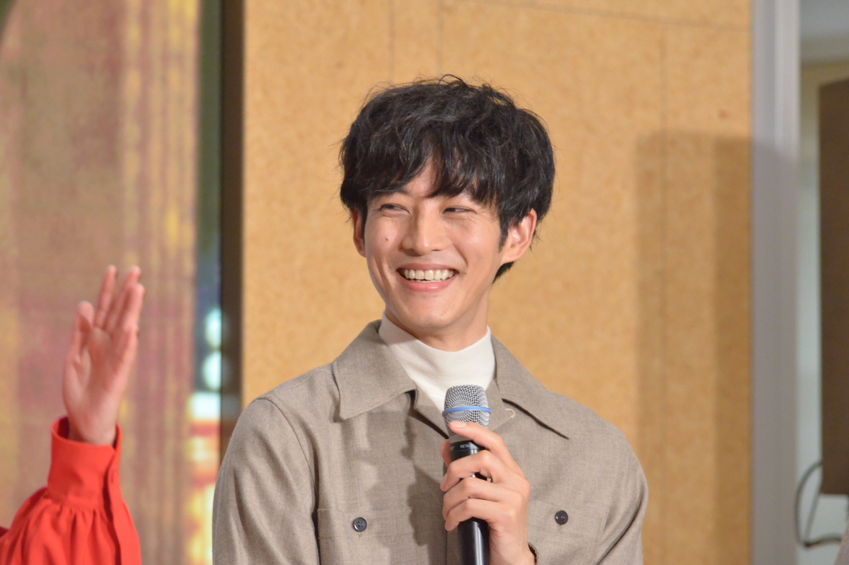 星野源、野木亜紀子の“眼差し”を絶賛の画像