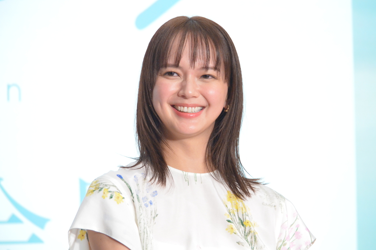 星野源、野木亜紀子の“眼差し”を絶賛の画像