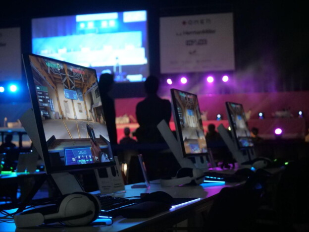 「eスポーツ×地方創生」はどこに向かうのか　“集客ツール”としての幻想からギブ＆テイクの関係へ