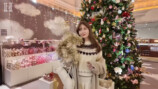 小嶋陽菜、クリスマスシーズンのパリ満喫の画像