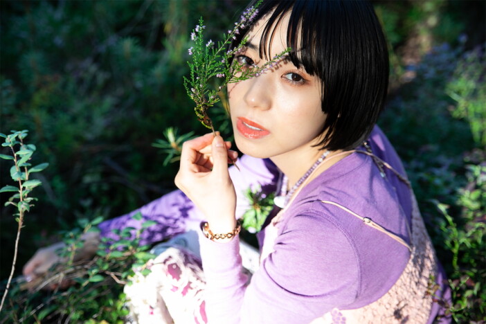 アユニ・D、BiSHへの感謝を綴った楽曲「beautifulね」を初写真集豪華版に同梱　MISATO ANDO描き下ろしジャケも