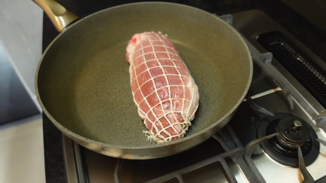 小森純、圧力鍋でこだわり料理の画像