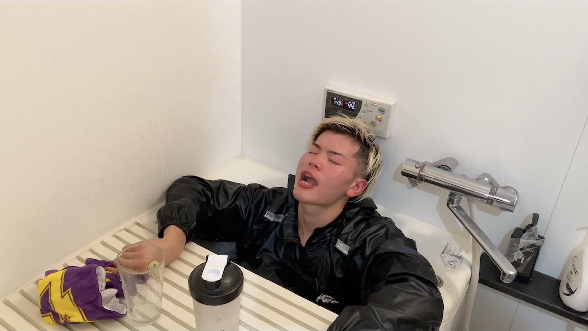 格闘家の“水抜き動画”はなぜ人気？