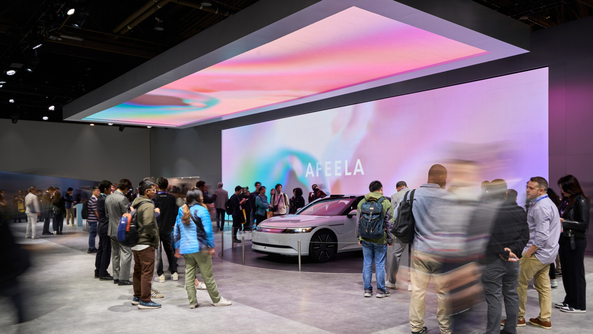 今やクルマは走るガジェットとして進化の画像