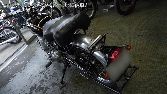 千原ジュニア、英国バイク納車を報告　の画像