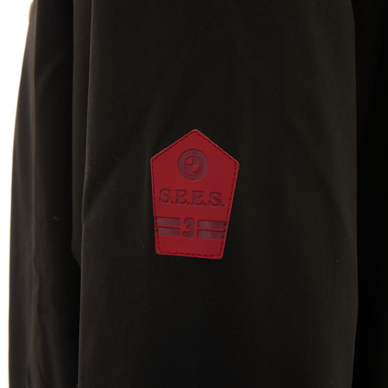 『P３R』コラボのアウターや長財布が登場の画像