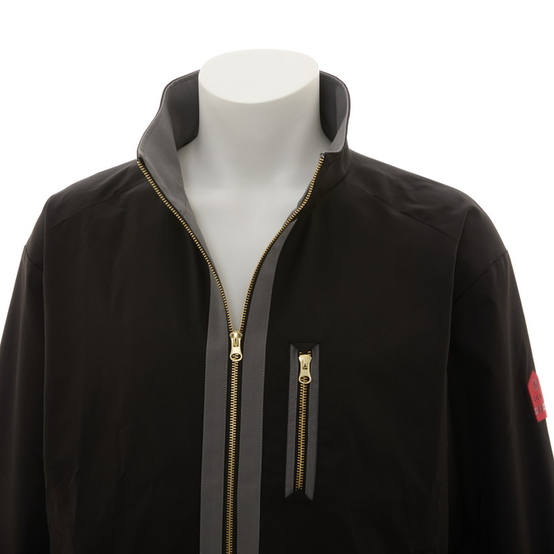 『P３R』コラボのアウターや長財布が登場の画像