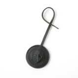 『P３R』コラボのアウターや長財布が登場の画像