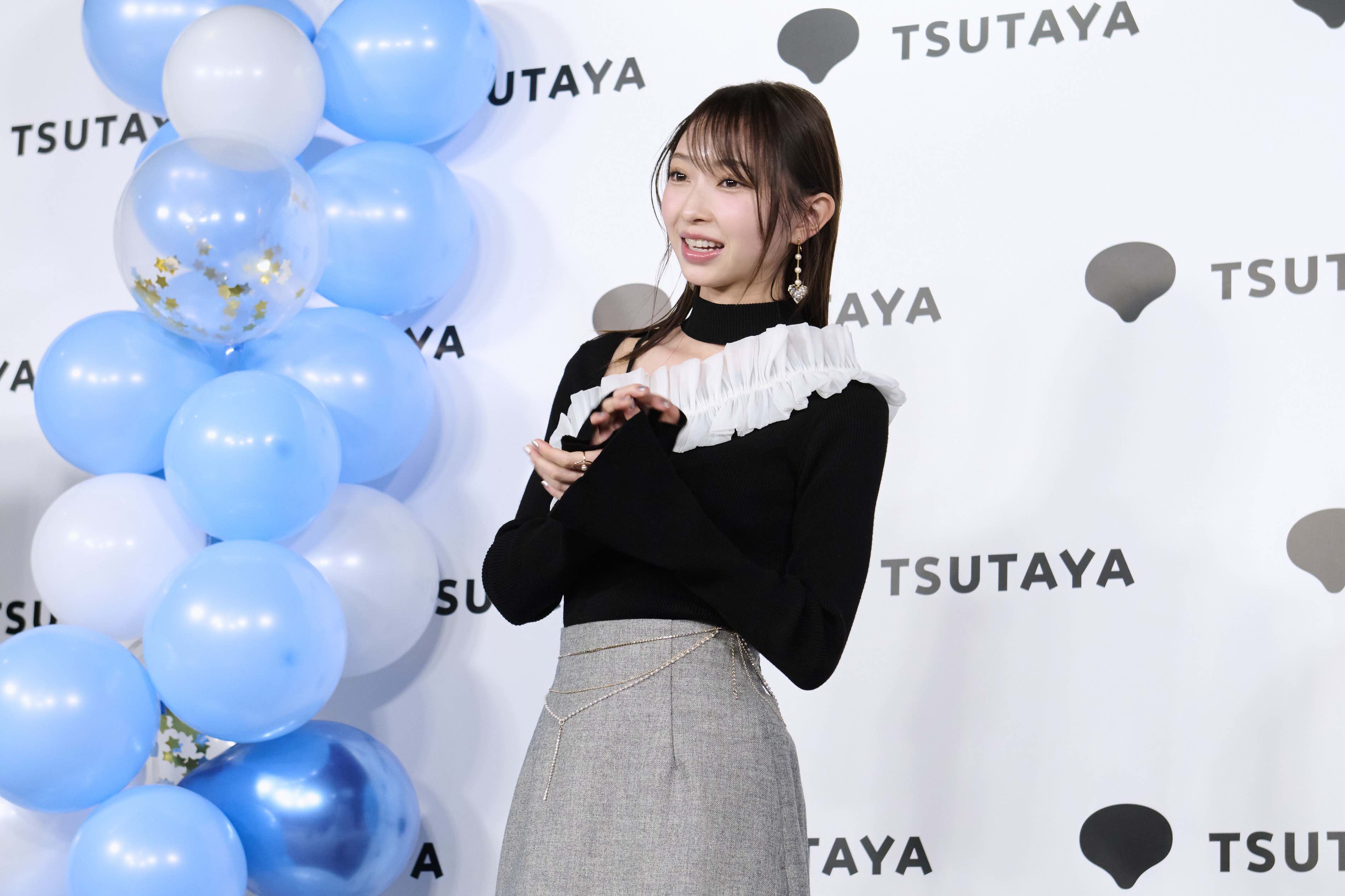 辻野かなみ、写真集記念会見レポートの画像