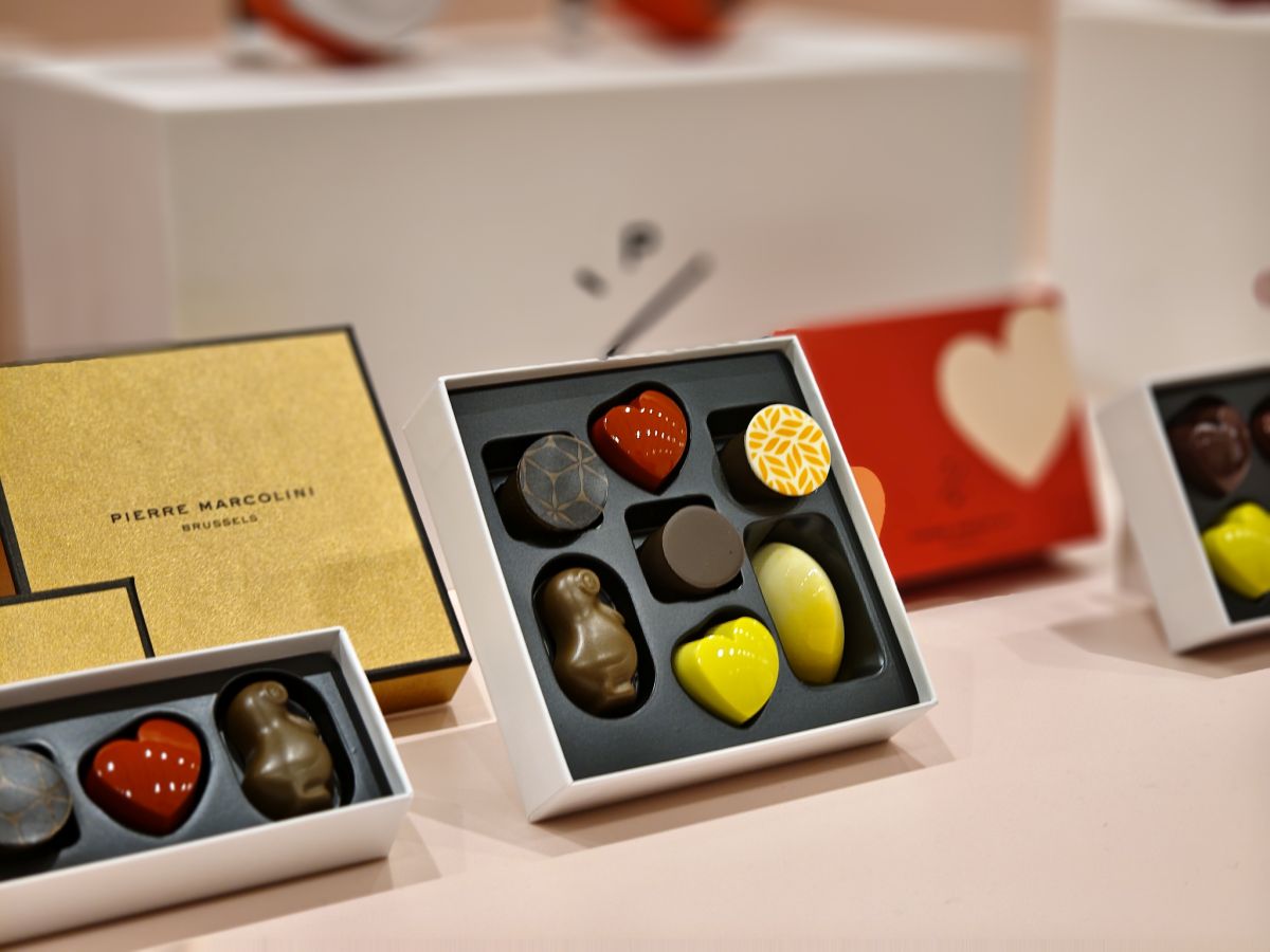 30周年を記念し一新されたバレンタインコレクション（写真は「セレクション」7個入り）