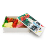 『頭文字D』単行本を再現した弁当箱とは？の画像