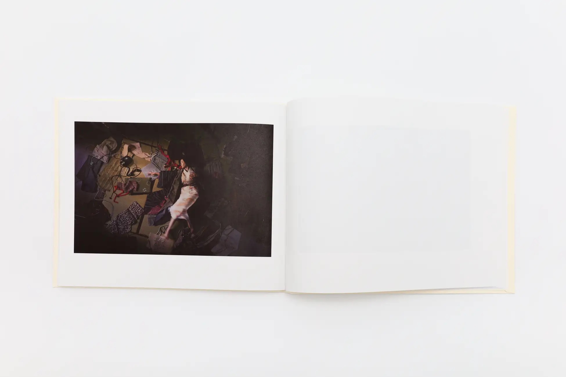 『写真 阿修羅のごとく』写真集の中身は？の画像