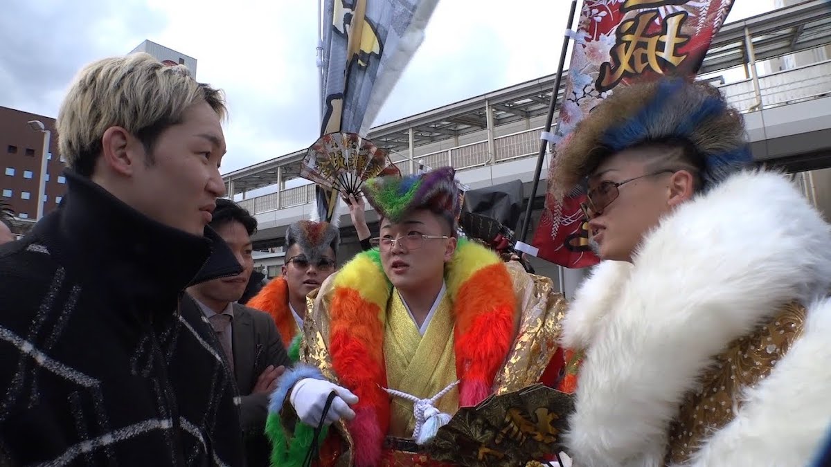 新成人と話す朝倉未来｜Real Sound｜リアルサウンド テック