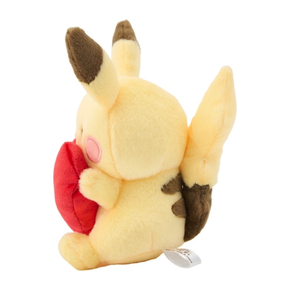 BIGハートがかわいいピカチュウグッズが登場の画像