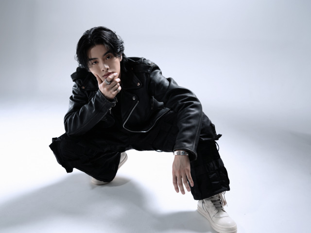 ISSEI アーティスト写真