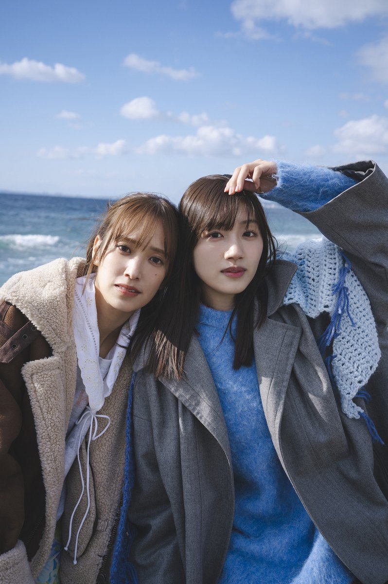 日向坂46 佐々木久美＆佐々木美玲が表紙「B.L.T.」の画像