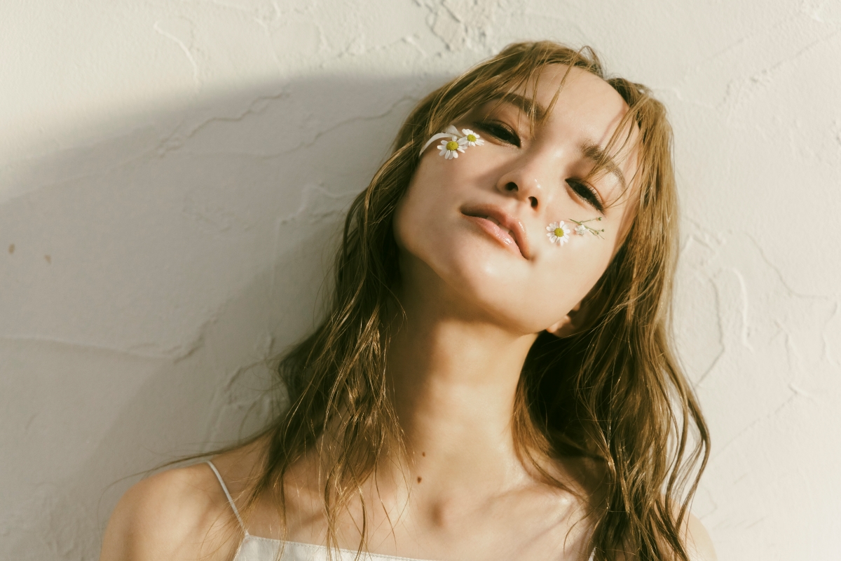 Leola、ニューアルバム『Chamomile』リリース