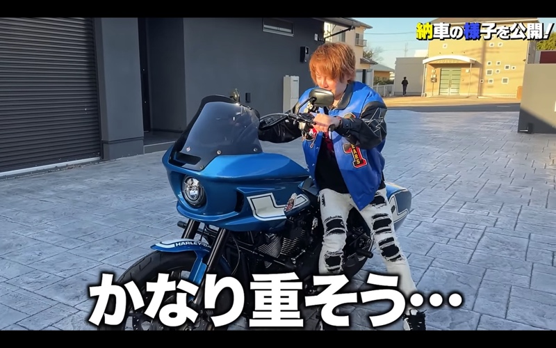 青汁王子、新築ガレージに高級車ズラリの画像