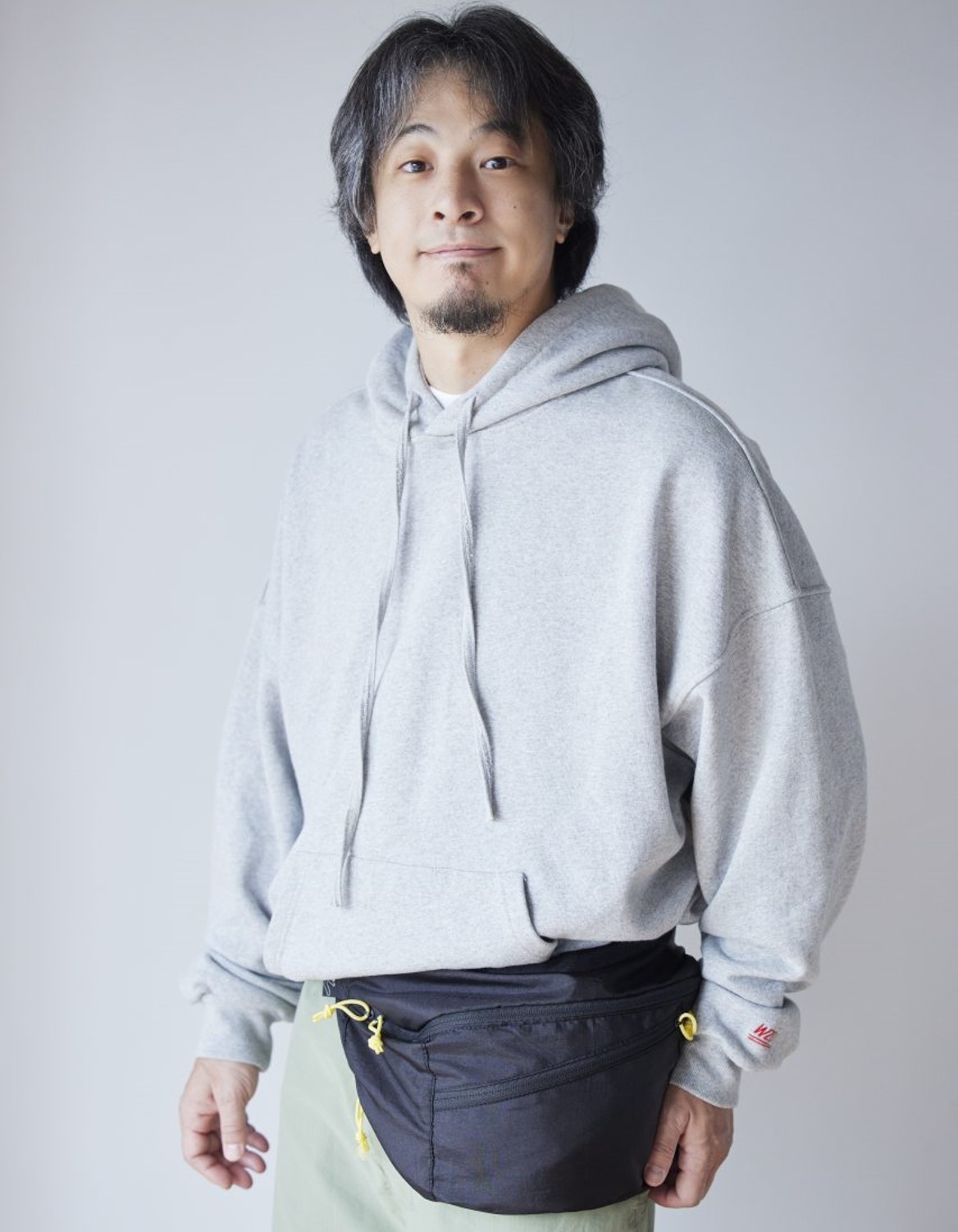 ひろゆきが考えた、“超合理的“パラシュートウエストポーチの画像