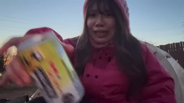 キャンプ女子、恍惚の表情に反響の画像