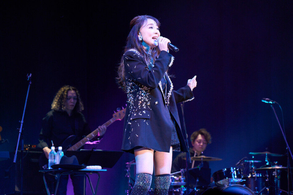 浅野ゆう子、芸歴50周年記念ライブレポ