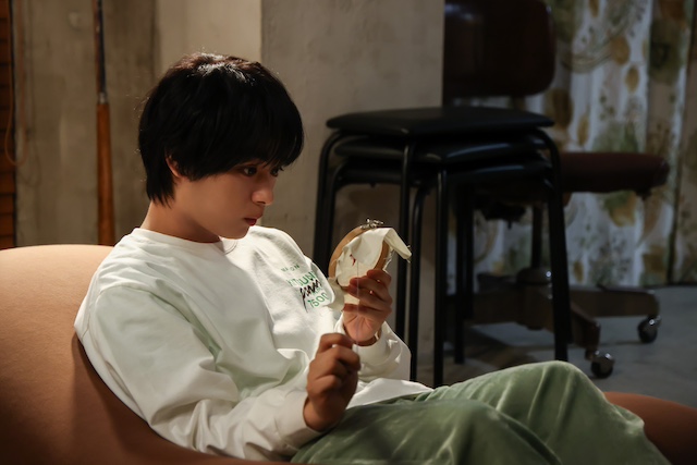 『まどか26歳』芳根京子が後悔を鮮烈に表現の画像