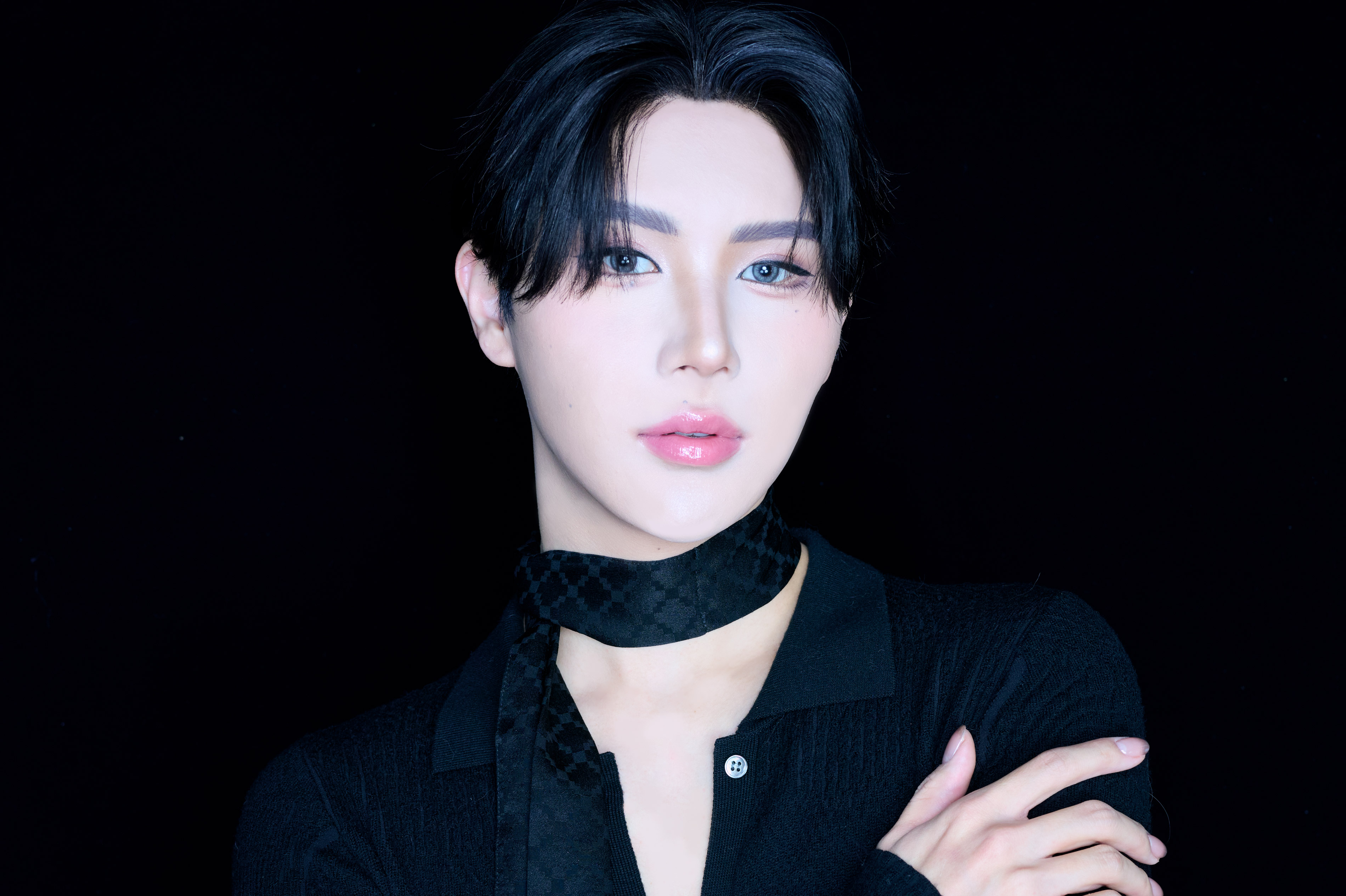 GYUTAE 初写真集『FULL MOON』刊行の画像