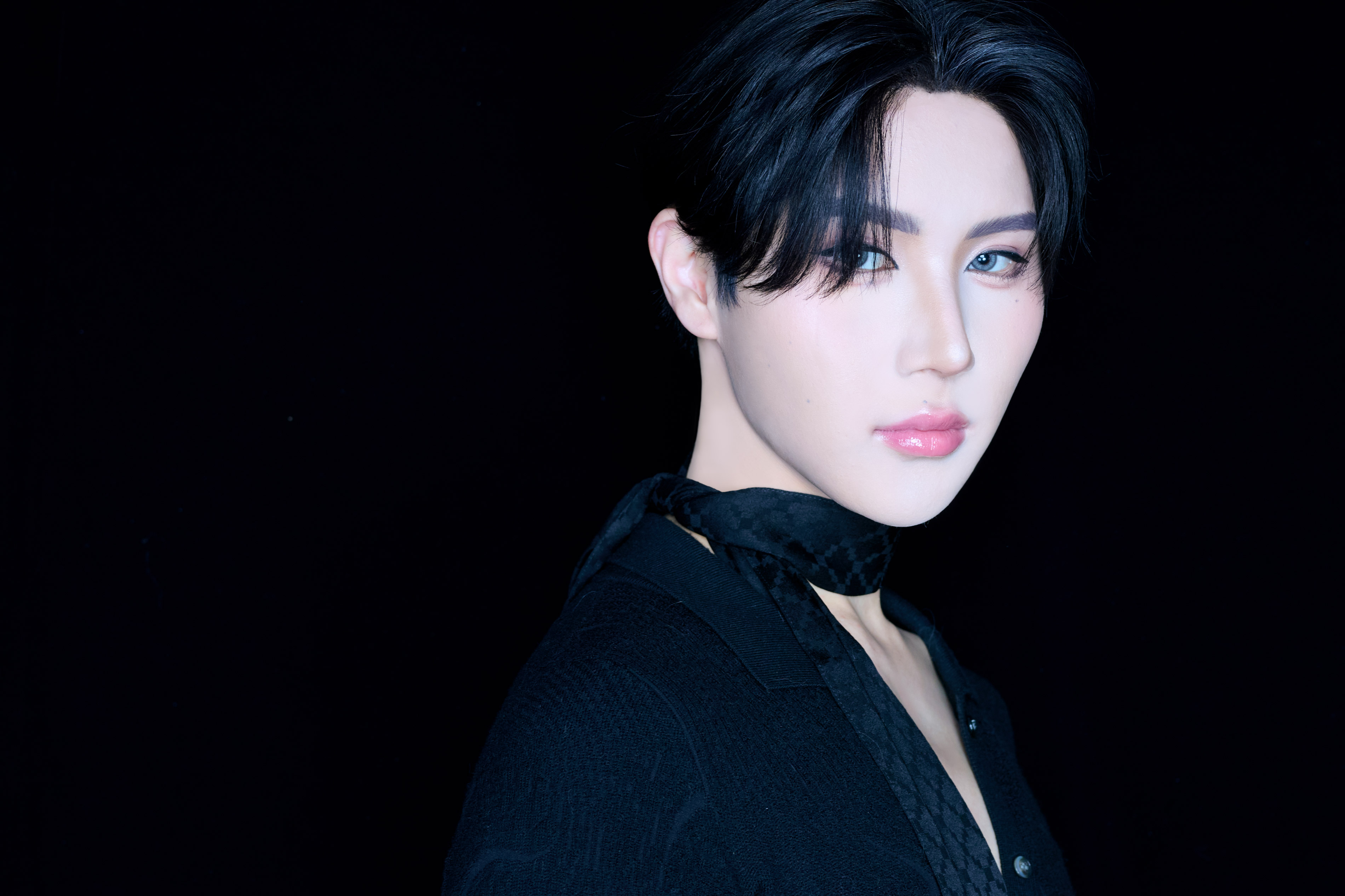 GYUTAE 初写真集『FULL MOON』刊行の画像