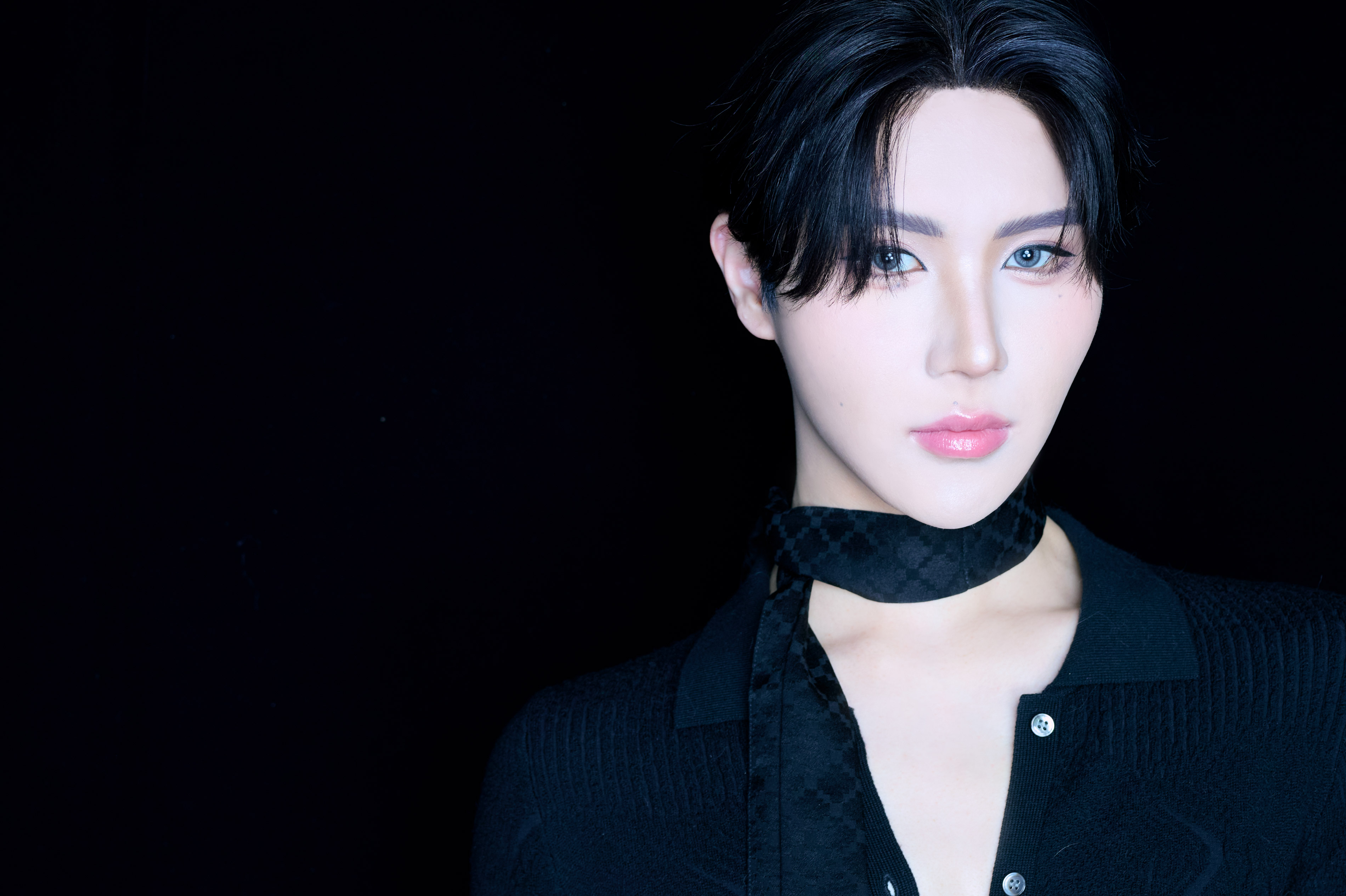 GYUTAE 初写真集『FULL MOON』刊行の画像