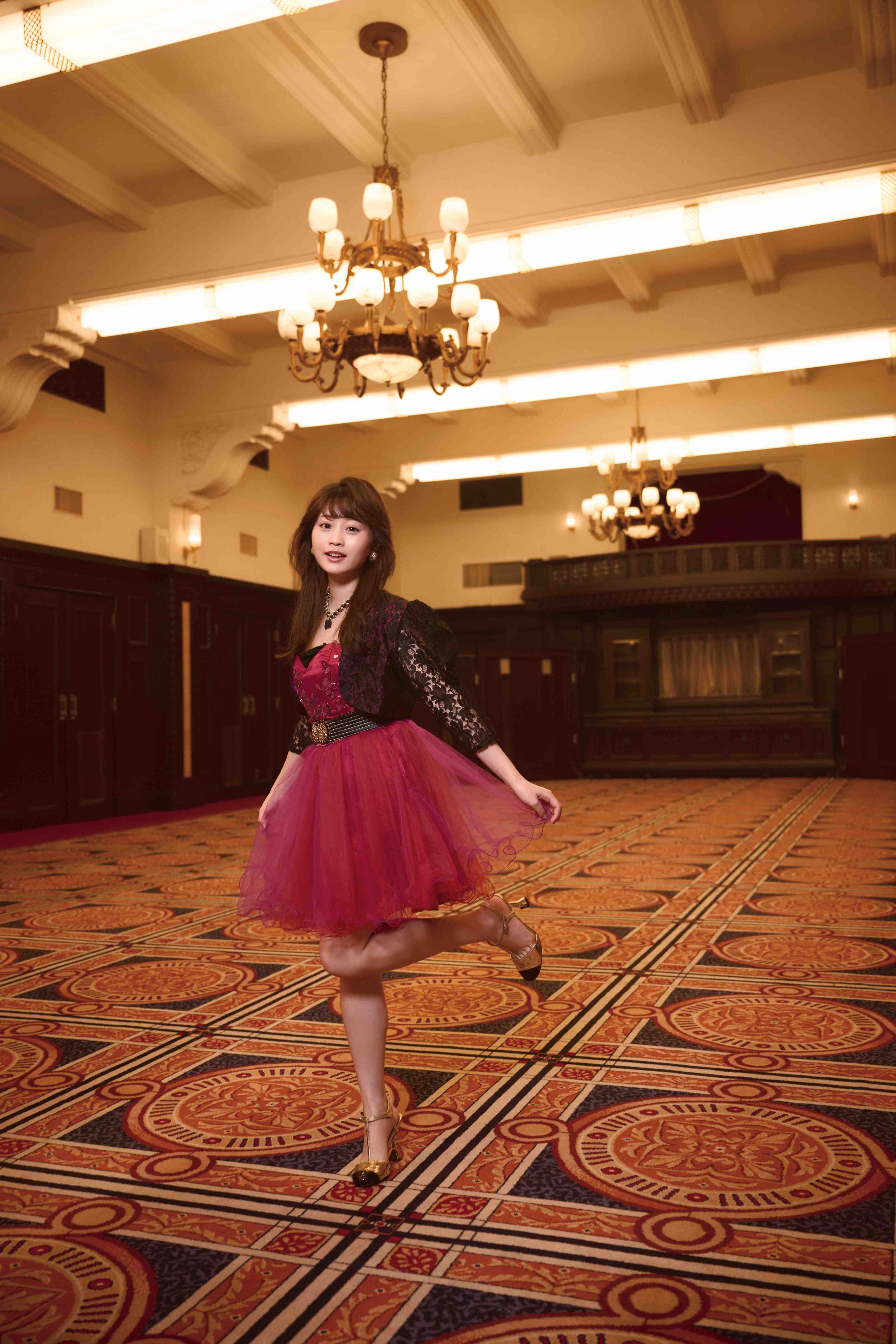 今日好きで話題　古園井寧々スタイルブックが発売の画像