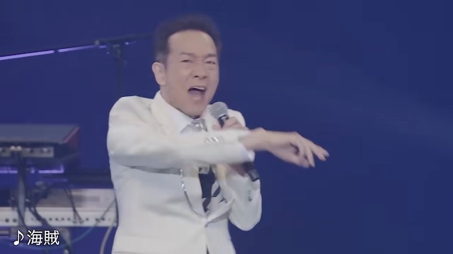 田原俊彦、名曲をノンストップで歌い続ける