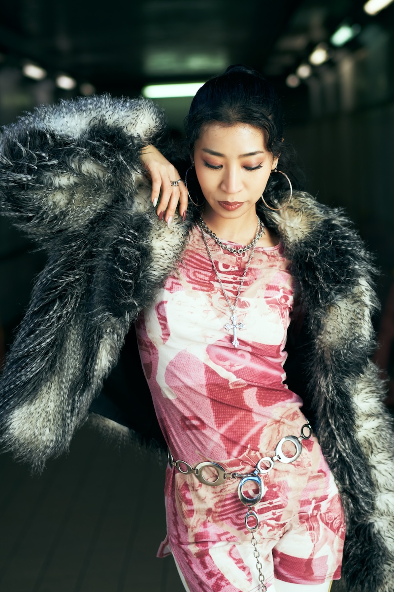 aimiインタビュー写真（撮影＝梁瀬玉実）