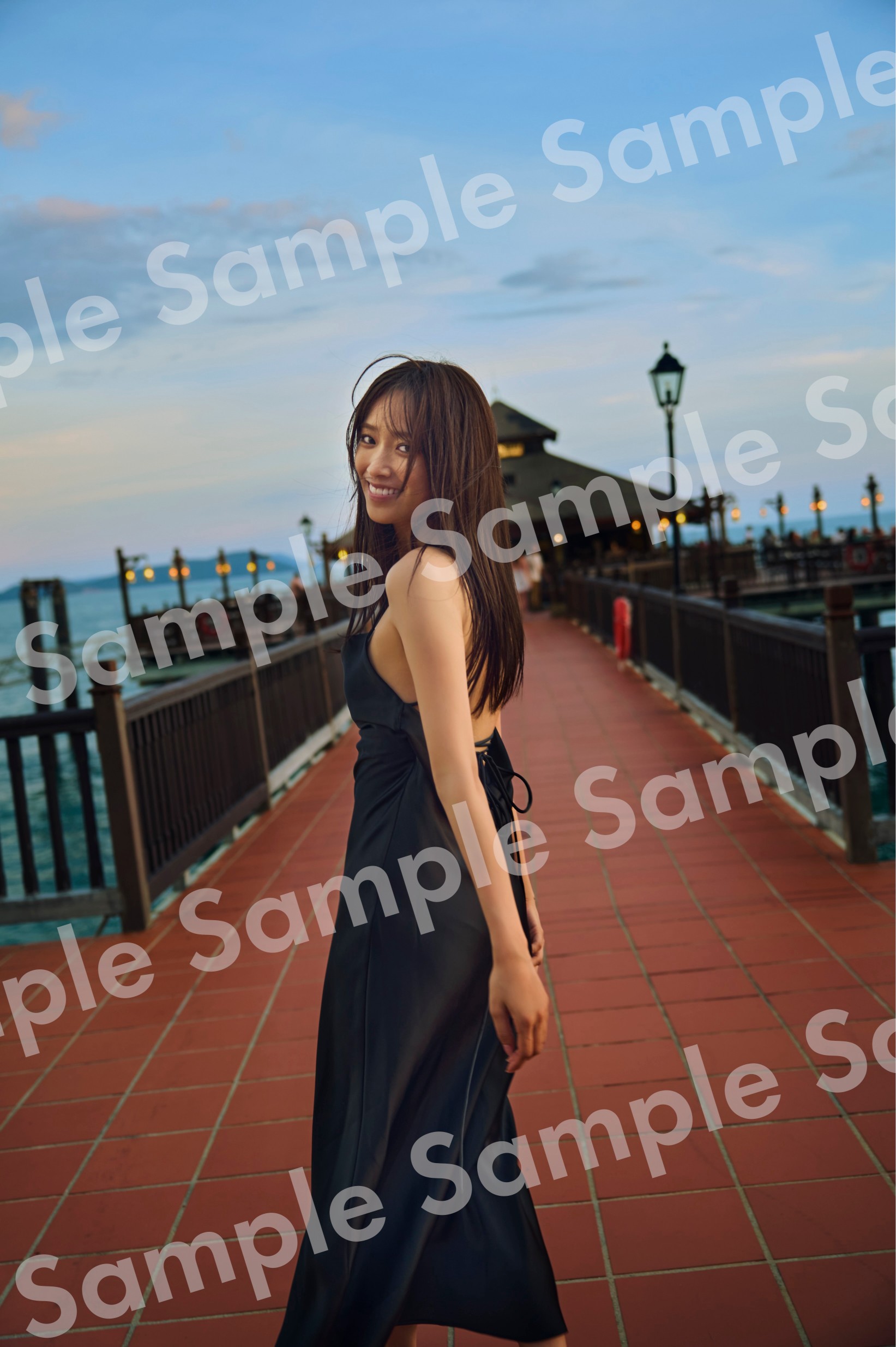 佐々木久美1st写真集、店舗別特典が解禁の画像