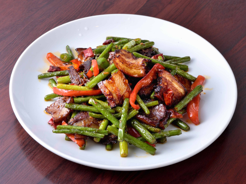 「町中華」＆大陸直送「ガチ中華」特集『サライ』の画像