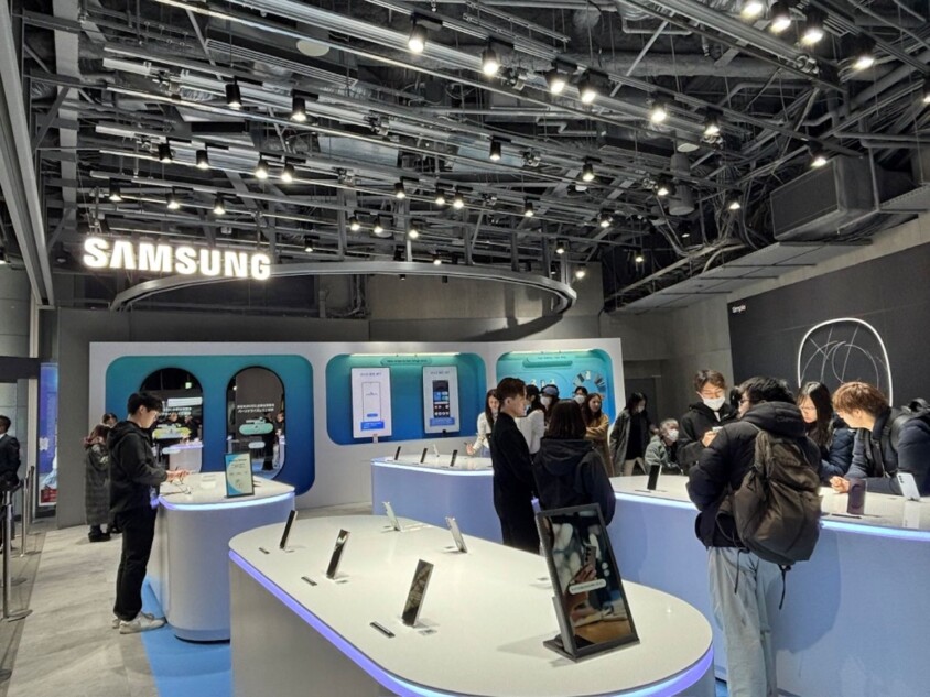 最新AIスマホ『Galaxy S25』シリーズの実力を実体験