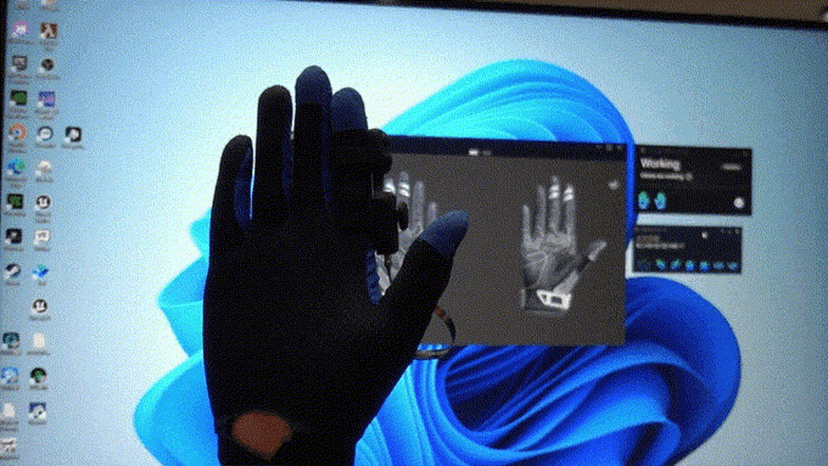 SteamVR向けの完全没入型VRグローブが登場の画像