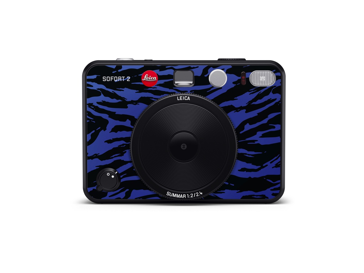 ライカがBurtonとコラボしたカメラを発売の画像