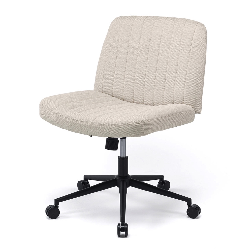 あぐら派には“間違いナシ”のデスクチェアの画像