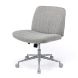 あぐら派には“間違いナシ”のデスクチェアの画像