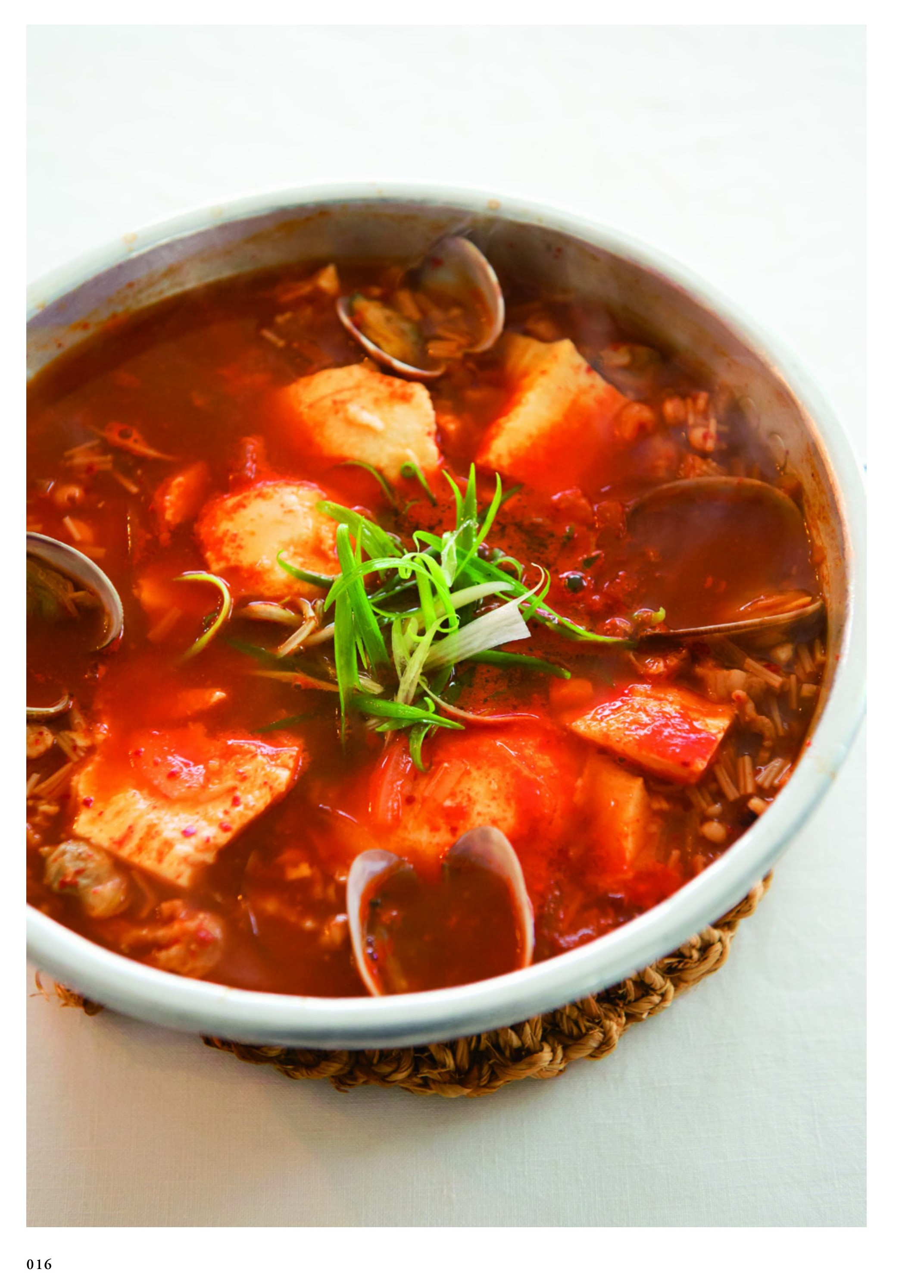 『ヒャンミレシピーズ　予約のとれない韓国料理教室』が発売の画像