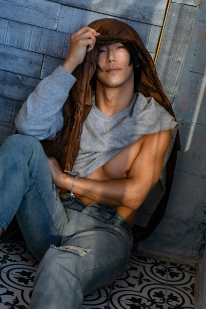 小林直己、自身初の写真集『Art & Age』発売日決定 “大人の小林直己を