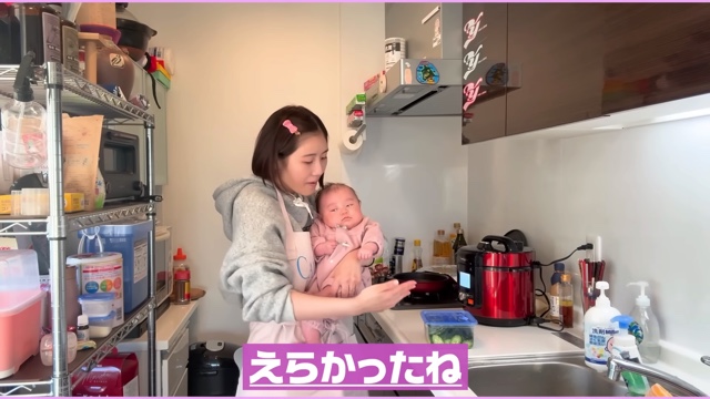 西野未姫、夕食作りを披露の画像