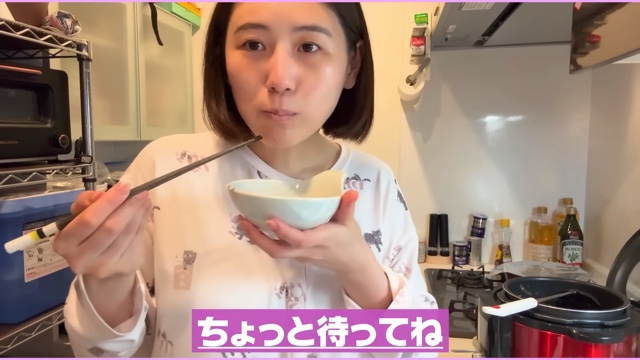 西野未姫、夕食作りを披露の画像