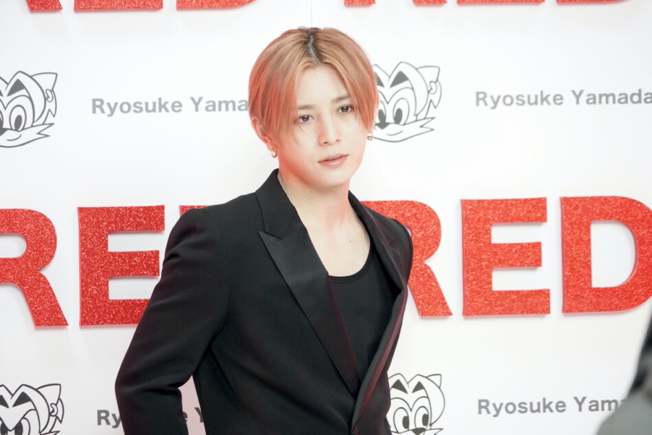 山田涼介ᙏ̤̫❤︎ Hey! Say! JUMP・山田涼介、自身の“運命のカラー”＝赤をテーマにanan