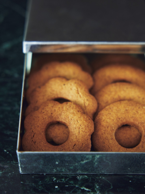 『ちょっとひといき　日々を愉しむおやつと飲みもの』の画像